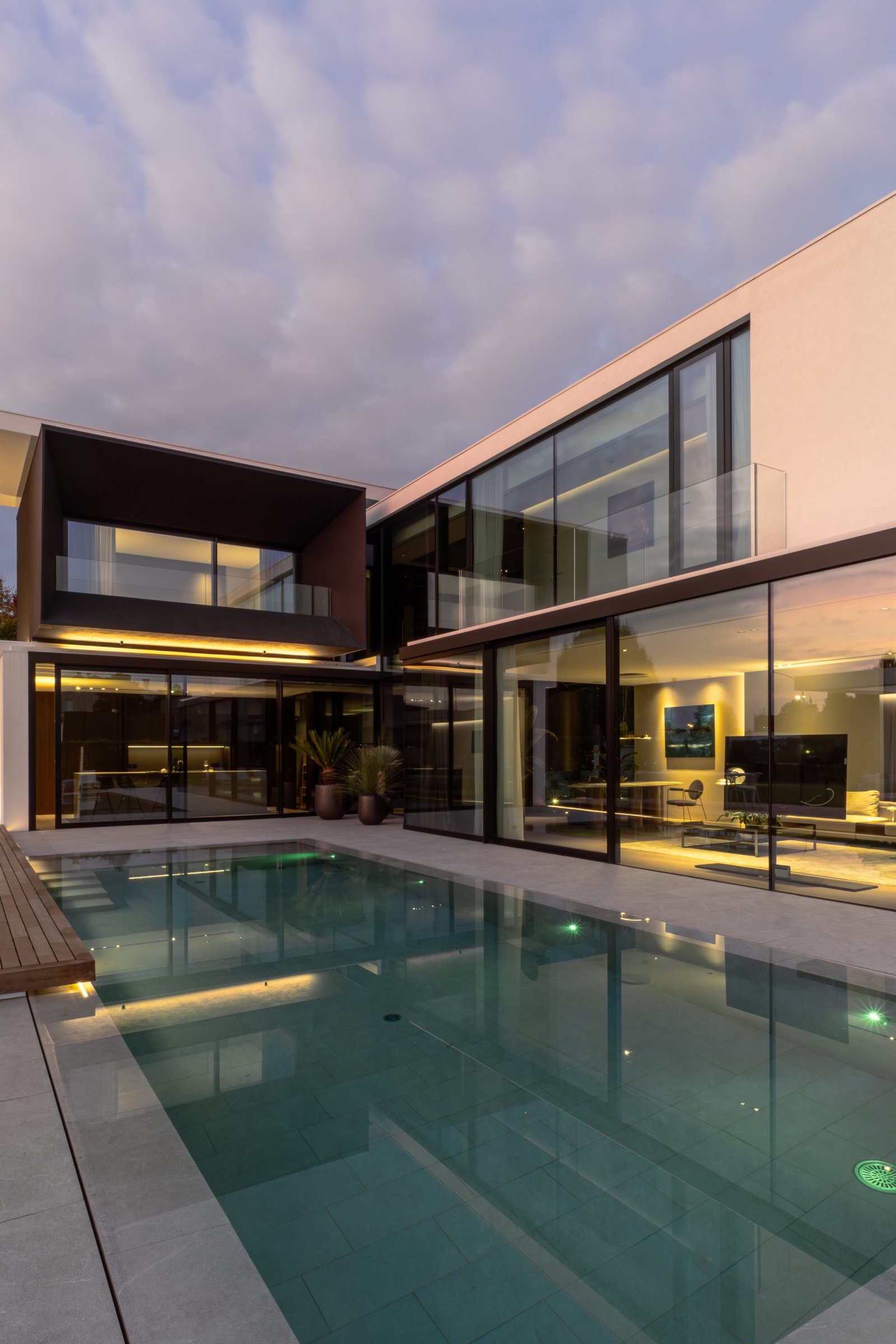 International Luxury Real Estate AV Home facciate archilovers federico cappellina architetto