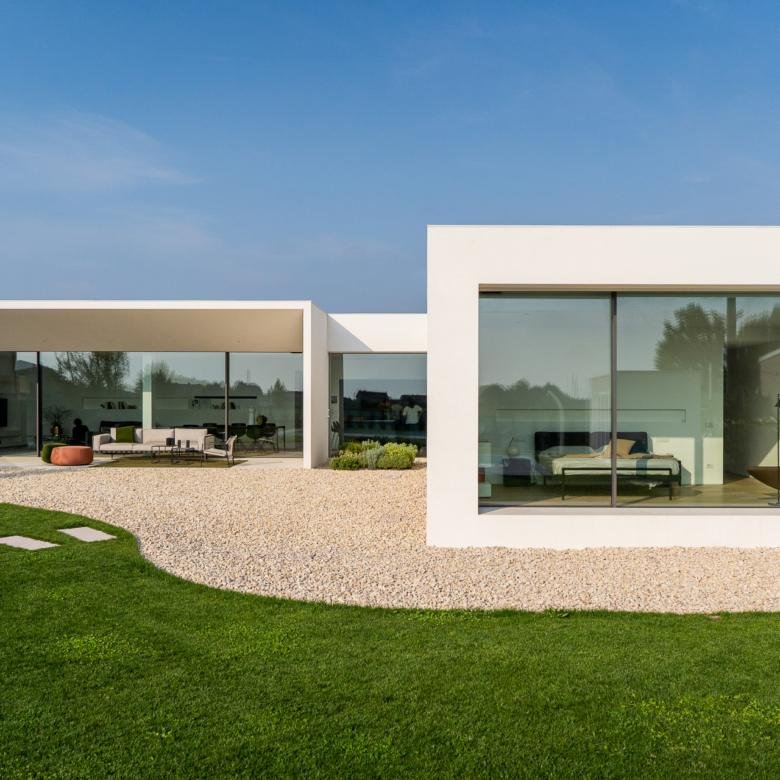 International Luxury Real Estate MD Home